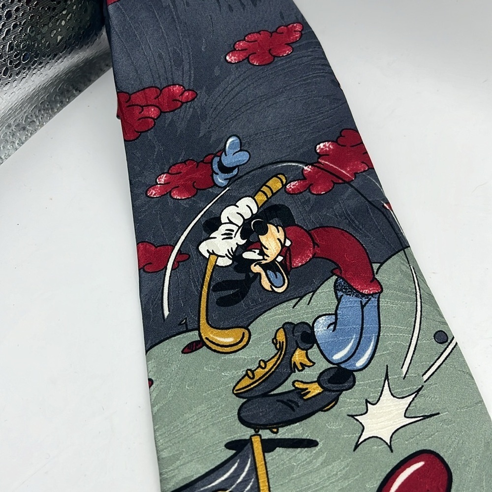 Disney 90s silk vintage golf tie Mickey Minnie Goofy rare - Picture 3 of 4